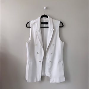 Zara white sleeveless blazer